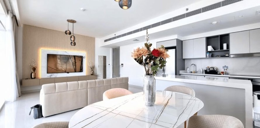 Apartment in SUNRISE BAY in Dubai 3 bedrooms, 143 sq.m. № 31119