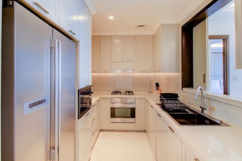 Apartamento en ADDRESS FOUNTAIN VIEWS en Dubai, 1 dormitorio, 79 m², № 31113 - foto 2