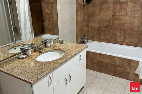 Снять в аренду квартиру в Дубай Марине, Дубай: 2 спальни, 165.3м², № 40842 - фото 13