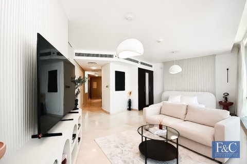 Apartment in DIFC, Dubai 83 sq.m. № 103377 - photo 11