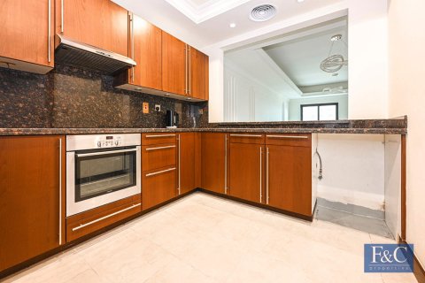 Apartment in The Fairmont Palm Residences, Palm Jumeirah, Dubai 1 bedroom, 122 sq.m. № 103356 - photo 9