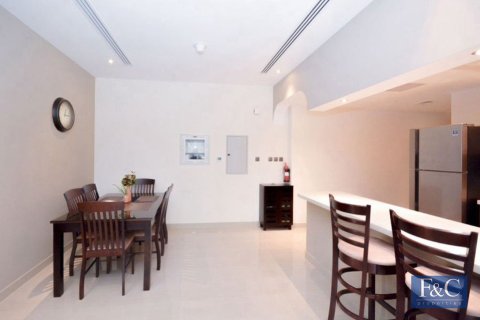 Apartment in Downtown Dubai (Downtown Burj Dubai), Dubai 2 bedrooms, 127 sq.m. № 103367 - photo 15