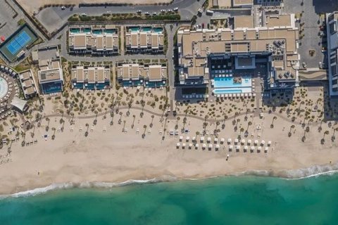 Купить земельный участок в Дубае: 1070м², № 90404 - фото 3