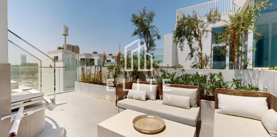 فيلا في دبي 4 غرف نوم رقم 69783