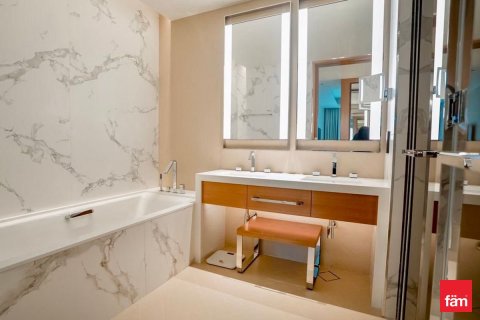 Снять в аренду квартиру в Дубае: 2 спальни, 116.9м², № 64233 - фото 10