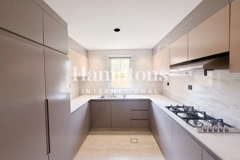 Снять в аренду виллу в Arabian Ranches 2, Дубай: 4 спальни, 301.00572000м², № 67732 - фото 14