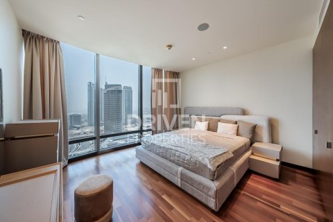 Apartment in Downtown Dubai (Downtown Burj Dubai), Dubai 3 bedrooms, 216.74 sq.m. № 138291 - photo 10