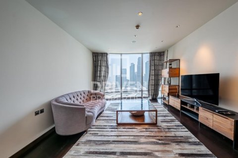 Apartment in Downtown Dubai (Downtown Burj Dubai), Dubai 2 bedrooms, 152.27 sq.m. № 138290 - photo 2