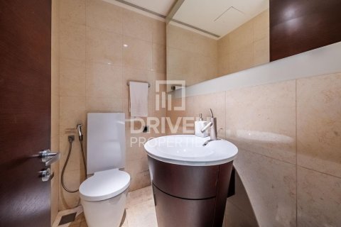 Apartment in Downtown Dubai (Downtown Burj Dubai), Dubai 2 bedrooms, 152.27 sq.m. № 138290 - photo 15