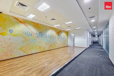 Купить коммерческую недвижимость в Дубае: 1128.4м², № 13178 - фото 5