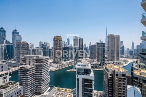 Apartment in Business Bay, Dubai 2 bedrooms, 110.18 sq.m. № 128006 - photo 15