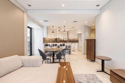 Apartamento en Business Bay, Dubai, 2 dormitorios, 137.03 m², № 127999 - foto 2
