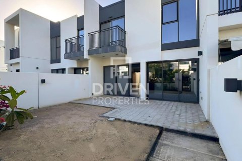 Maison de ville à Villanova, Dubai Land, Dubai, 3 chambres, 174.94 m², № 127997 - photo 2