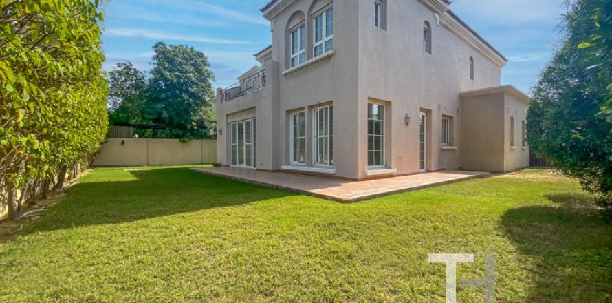 Вилла в Арабиан Ранчес, Дубай, 4 спальни, 634м², № 7136