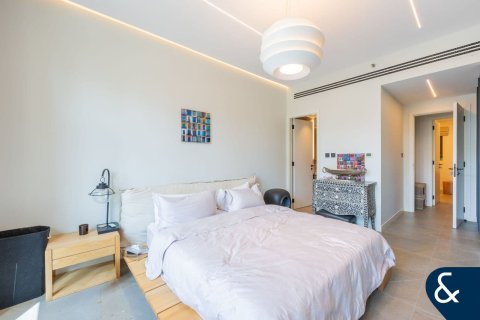 Apartment in Downtown Dubai (Downtown Burj Dubai), Dubai 2 bedrooms, 161 sq.m. № 76051 - photo 6