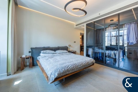 Apartment in Downtown Dubai (Downtown Burj Dubai), Dubai 2 bedrooms, 161 sq.m. № 76051 - photo 4