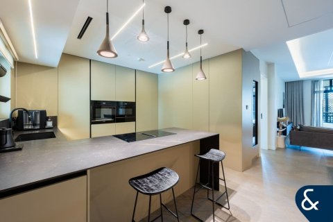 Apartment in Downtown Dubai (Downtown Burj Dubai), Dubai 2 bedrooms, 161 sq.m. № 76051 - photo 12