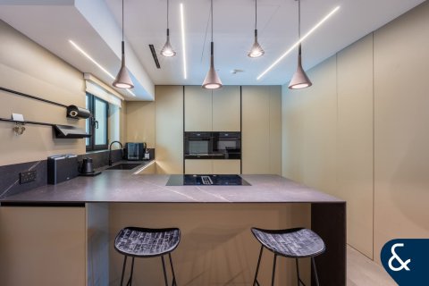 Apartment in Downtown Dubai (Downtown Burj Dubai), Dubai 2 bedrooms, 161 sq.m. № 76051 - photo 13