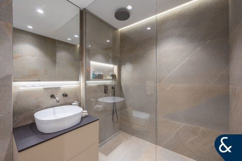 Apartment in Downtown Dubai (Downtown Burj Dubai), Dubai 2 bedrooms, 161 sq.m. № 76051 - photo 3