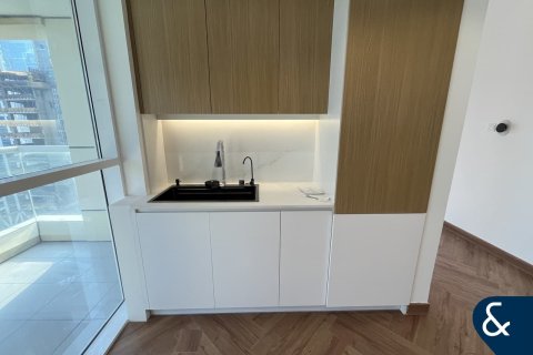 Apartamento en Sulafa Tower, Dubai Marina, Dubai, 1 dormitorio, 90 m², № 76042 - foto 2