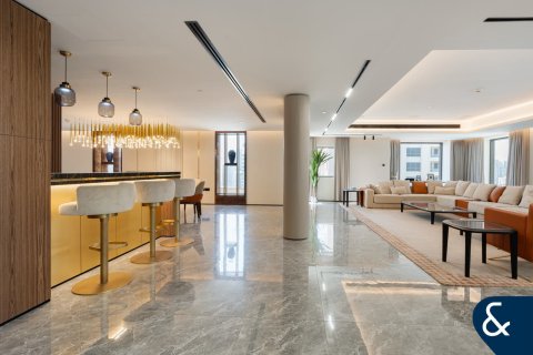 Apartment in Bahar, Jumeirah Beach Residence, Dubai 4 bedrooms, 595 sq.m. № 76050 - photo 7