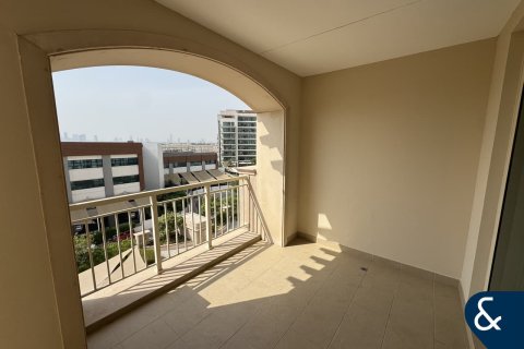 Apartamento en Mosela, The Views, Dubai, 1 dormitorio, 70 m², № 76040 - foto 2