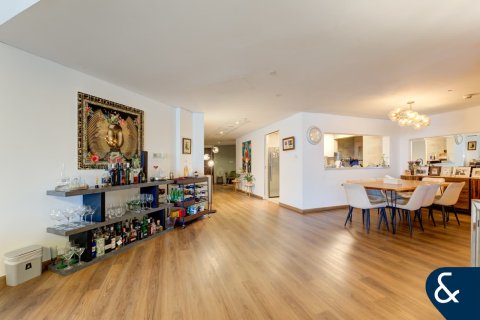 Apartamento en Marina Tower, Dubai Marina, Dubai, 2 dormitorios, 251 m², № 76041 - foto 7