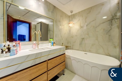 Apartamento en Marina Tower, Dubai Marina, Dubai, 2 dormitorios, 251 m², № 76041 - foto 14