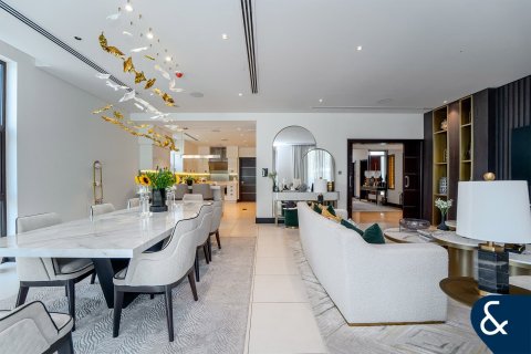 Villa in Jumeirah Golf Estates, Dubai 5 bedrooms, 574 sq.m. № 76043 - photo 7