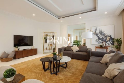 Villa in Palm Jumeirah, Dubai 6 bedrooms, 1366 sq.m. № 21694 - photo 16