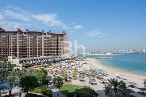 Снять в аренду квартиру в Пальме Джумейре, Дубай: 2 спальни, 186м², № 21693 - фото 11