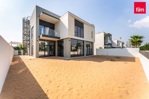 Villa in Al Furjan, Dubai 4 bedrooms, 518.8 sq.m. № 40726 - photo 19