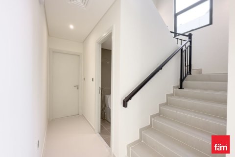 Villa in Dubai 3 bedrooms, 186.7 sq.m. № 40740 - photo 6