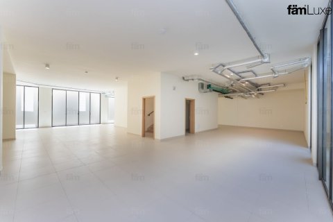 Villa à Dubai Hills Estate, Dubai, 5 chambres, 659.2 m², № 110863 - photo 2
