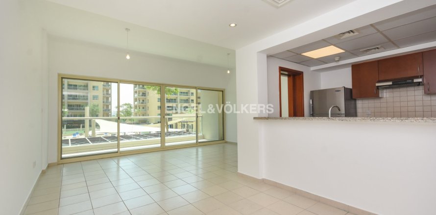 Appartement à Greens, Dubai, 2 chambres, 121.1 m², № 7294
