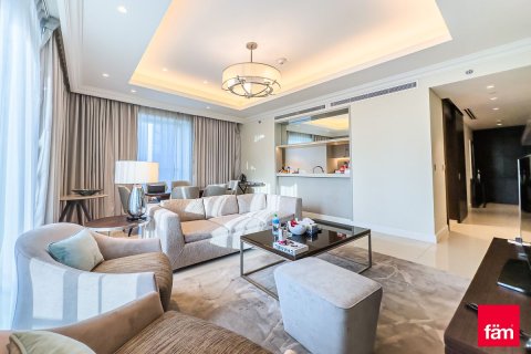 Apartment in Downtown Dubai (Downtown Burj Dubai), Dubai 2 bedrooms, 162.7 sq.m. № 7274 - photo 2