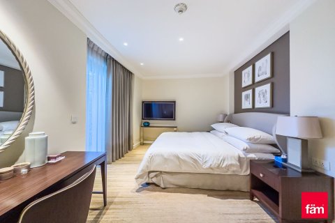 Apartment in Downtown Dubai (Downtown Burj Dubai), Dubai 2 bedrooms, 162.7 sq.m. № 7274 - photo 6