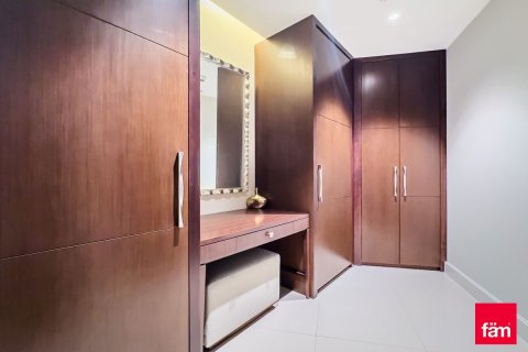 Apartment in Downtown Dubai (Downtown Burj Dubai), Dubai 2 bedrooms, 162.7 sq.m. № 7274 - photo 17