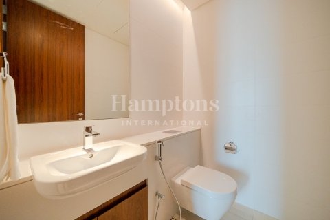 Apartment in The Hills A, The Hills, Dubai 2 bedrooms, 153.19704700 sq.m. № 110252 - photo 4