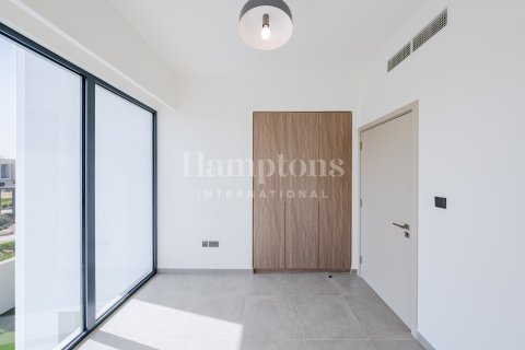 Townhouse in Sweden, The World Islands, Dubai 3 bedrooms, 177.43915582 sq.m. № 110250 - photo 9