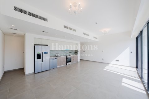 Townhouse in Sweden, The World Islands, Dubai 3 bedrooms, 177.43915582 sq.m. № 110250 - photo 7