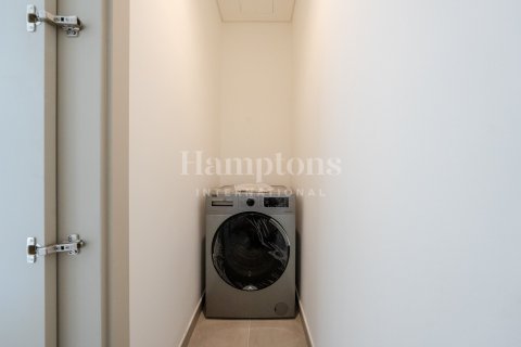 Townhouse in Sweden, The World Islands, Dubai 3 bedrooms, 177.43915582 sq.m. № 110250 - photo 10