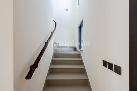 Townhouse in Sweden, The World Islands, Dubai 3 bedrooms, 177.43915582 sq.m. № 110250 - photo 17