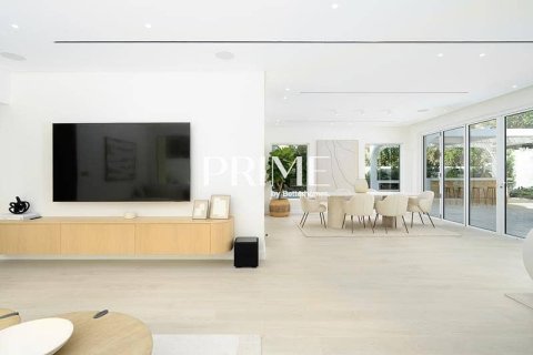 Villa en Arabian Ranches, Dubai, 5 dormitorios, 395 m², № 24346 - foto 13
