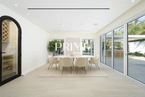 Villa en Arabian Ranches, Dubai, 5 dormitorios, 395 m², № 24346 - foto 14