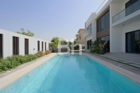 Villa en Dubai Hills Estate, Dubai, 5 dormitorios, 810 m², № 24349 - foto 1