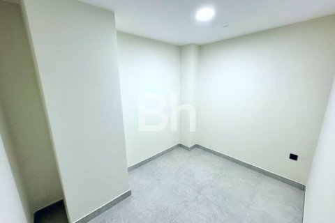 Apartment in Jumeirah Village Triangle, Dubai 3 bedrooms, 175 sq.m. № 24343 - photo 4