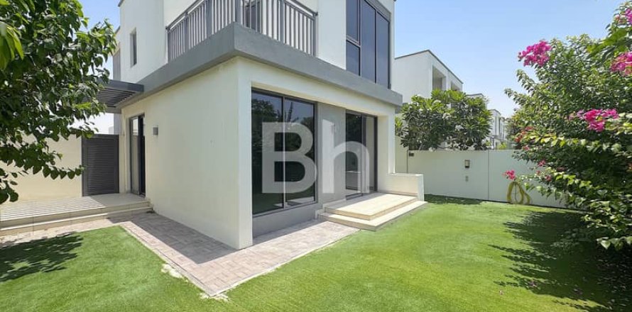 Таунхаус в Дубай Хилс Эстейт, Дубай, 4 спальни, 230м², № 24348