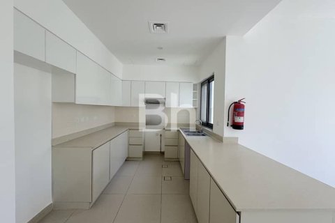 Снять в аренду таунхаус в Дубай Хилс Эстейт, Дубай: 4 спальни, 230м², № 24348 - фото 9