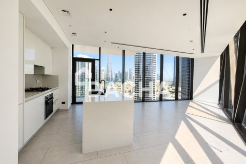 Apartment in Marquise Square Tower, Business Bay, Dubai 2 bedrooms, 142 sq.m. № 110297 - photo 12